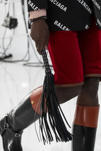 Look 33